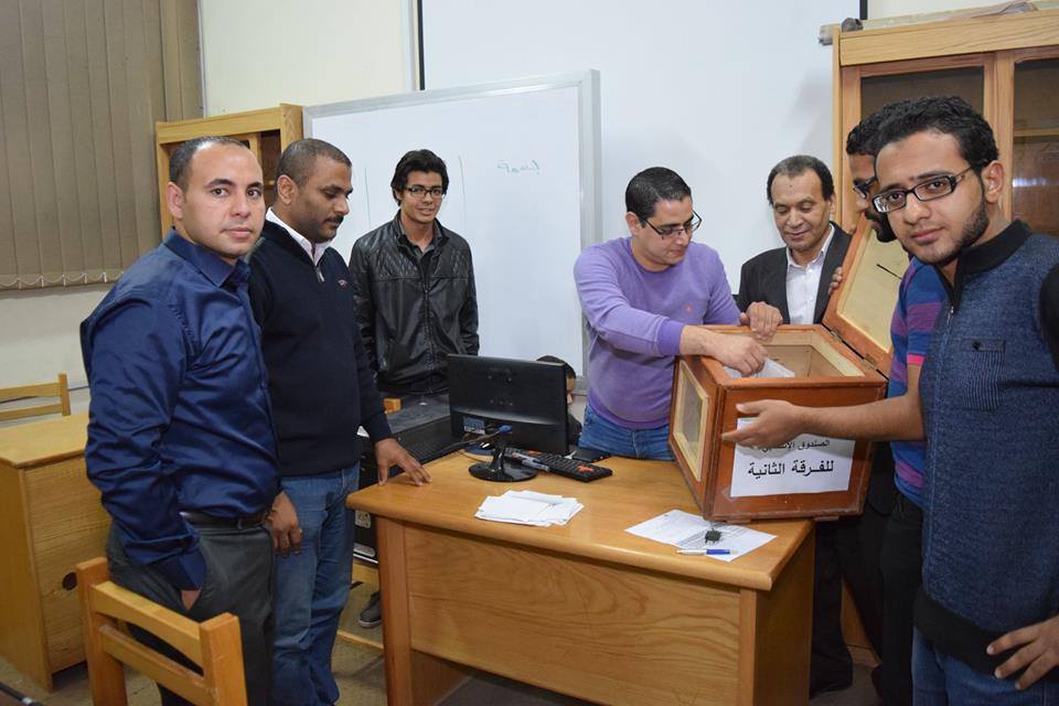 فعاليات مارثون انتخابات الطلاب بكلية الطب البيطري