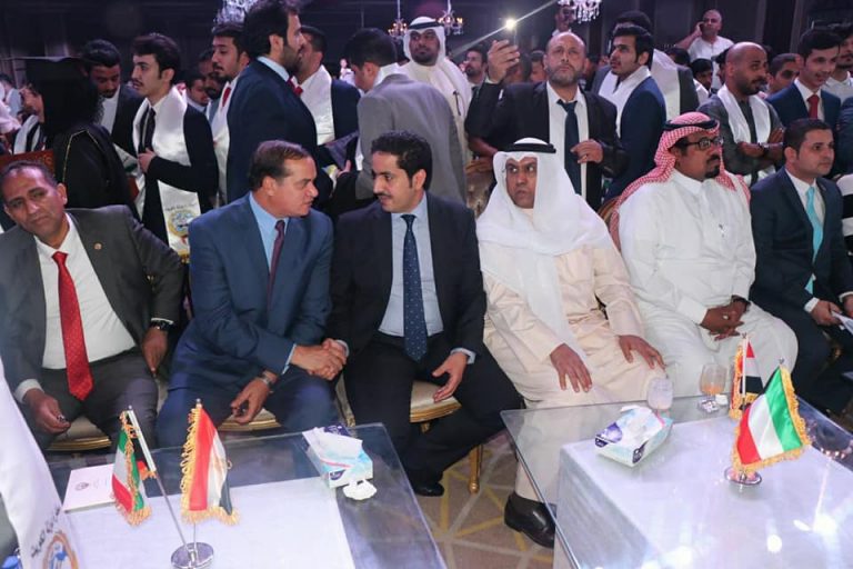 رئيس جامعة سوهاج يشهد حفل تخرج الطلاب الكويتيين بالقاهرة