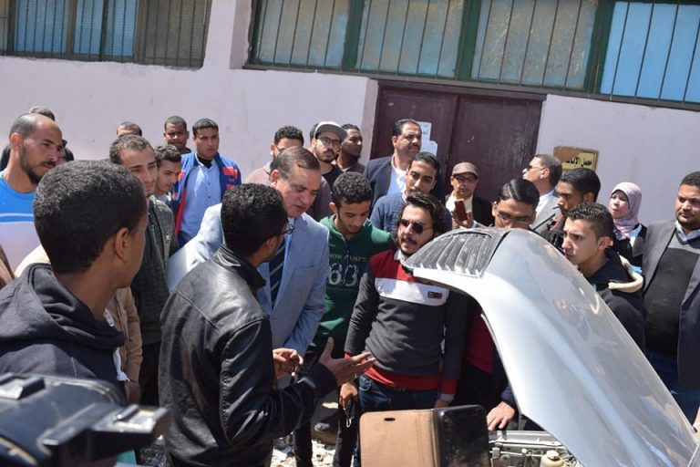 جامعة سوهاج تبدأ “حزمة” دوراتها التدريبية لمبادرة “صنايعية مصر”