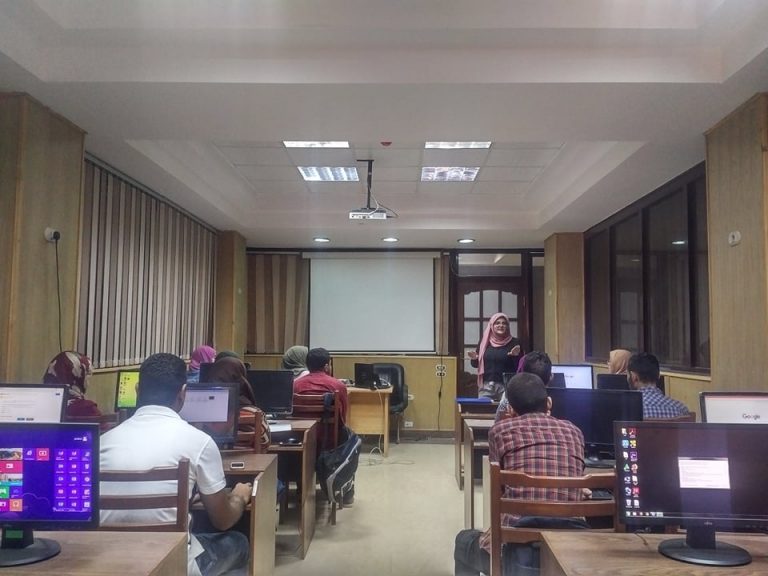 فاعليات منحة ” cloud computing  ” بجامعة سوهاج