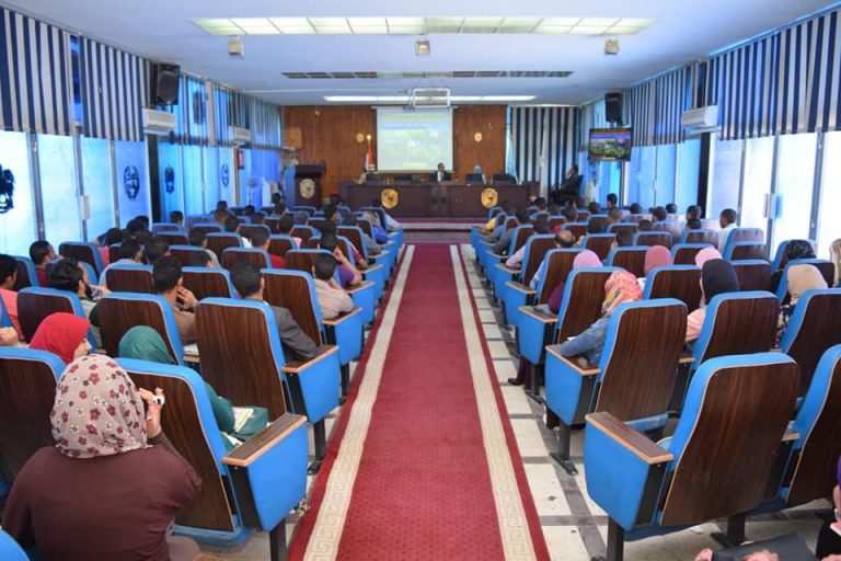 استمرار فعاليات تدشين مشروع “بناء الشخصية المصرية” بجامعة سوهاج