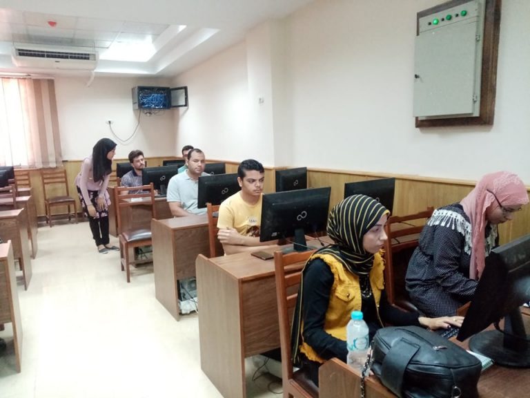 دورة تدريبية لتصميم المواقع بجامعة سوهاج