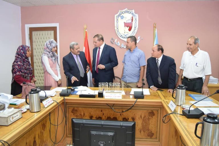 استنباط سلالات جديدة من القمح للاغراض الطبية بجامعة سوهاج