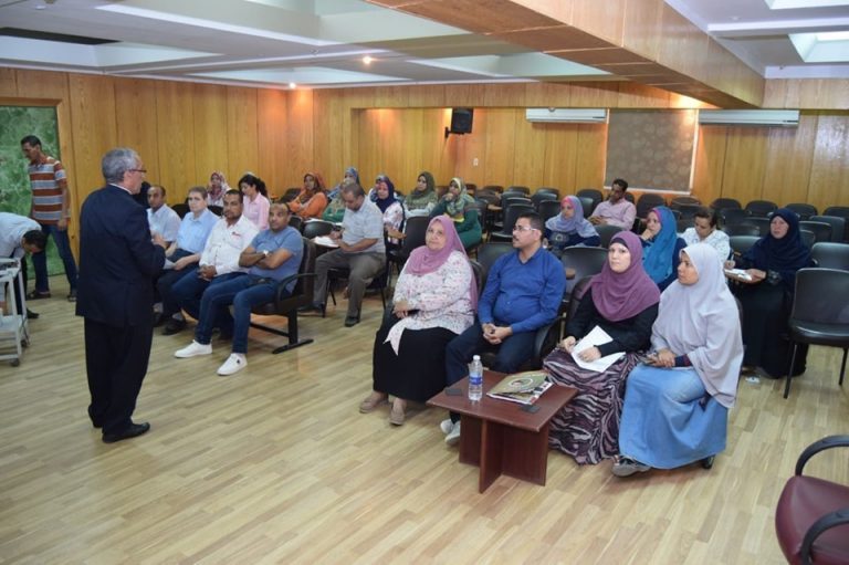 “الإدارة المالية والمحاسبية”دورة تدريبية للعاملين بجامعة سوهاج