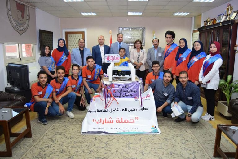 طلاب جيل المستقبل يتبرعون لمرضي مستشفي سوهاج الجامعي