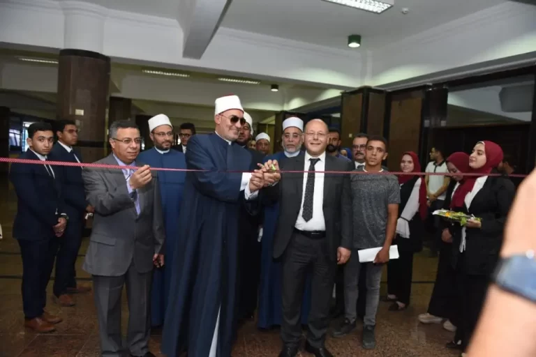 إنطلاق الملتقى العلمي الأول “الفلك وتكنولوجيا الفضاء والتغيرات المناخية” بجامعة سوهاج بالتعاون مع الأزهر الشريف