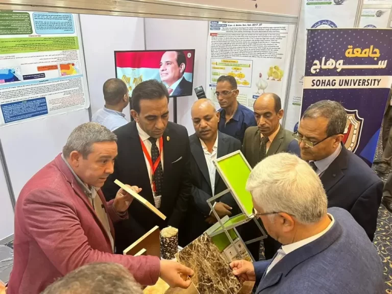 خلال فعاليات منتدي الجامعات المصرية للتغيرات المناخية..وزير التعليم العالي يشيد بالأبحاث العلمية ونماذج المحاكاة لجامعة سوهاج