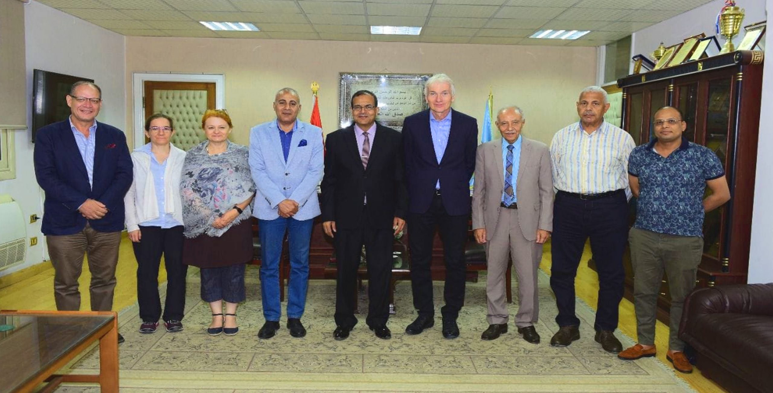 رئيس جامعة سوهاج يستقبل وفد البعثة المصرية الألمانية لمشروع توثيق آثار الجبل الغربي بأسيوط