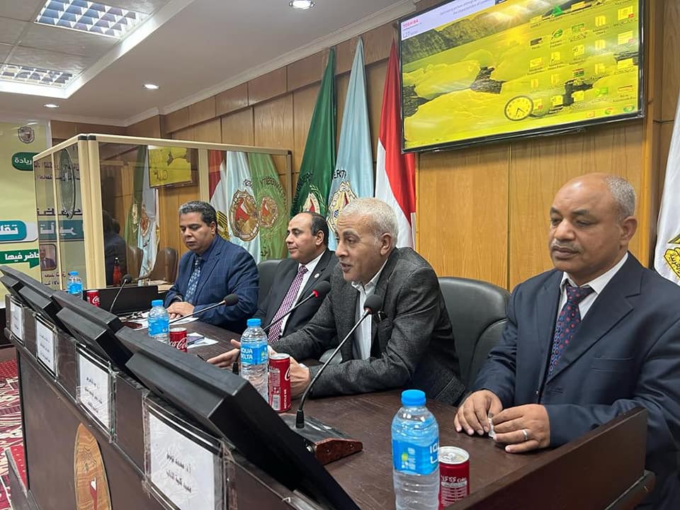 في ضوء مؤتمر Cop27 ..زراعة سوهاج تنظم ندوة عن تقليل تاثير التغيرات المناخية على الإنتاج الزراعى