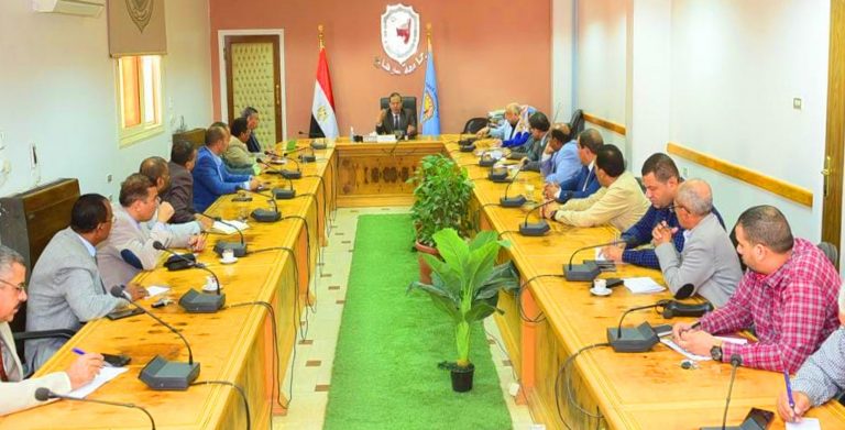 رئيس جامعة سوهاج يوجه بإعداد خطة تأمين شاملة لضمان الأمن والسلامة بكافة المنشآت