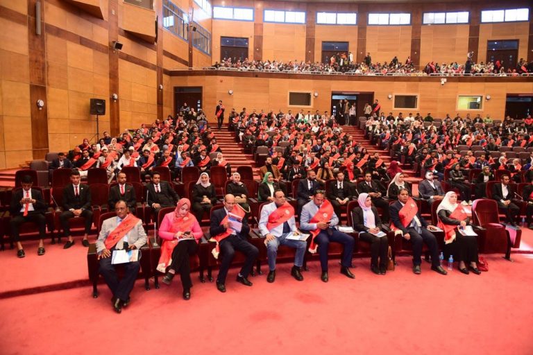 بحضور مستشار وزير التعليم العالي للأنشطة الطلابية.. جامعة سوهاج تنظم حفل تنصيب اتحاد الطلاب الجديد