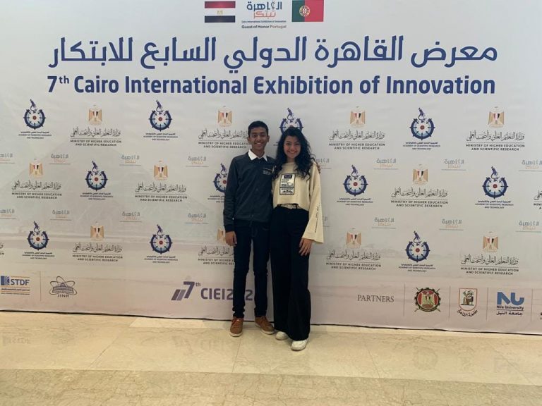 جامعة الطفل بسوهاج تشارك في معرض القاهرة الدولي السابع للابتكار بمشروع الهيدروجين الأخضر وقود المستقبل