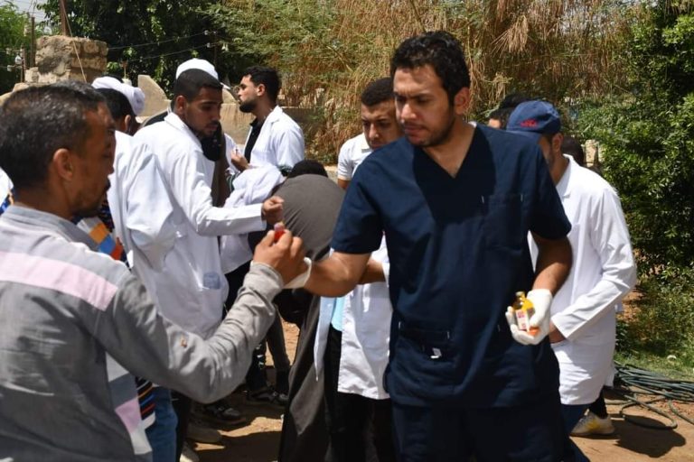 تحت رعاية فخامة الرئيس عبد الفتاح السيسي والأستاذ الدكتور/ مصطفى عبد الخالق رئيس الجامعة والأستاذ الدكتور/ خالد عبد اللطيف عمران نائب رئيس الجامعة لشئون خدمة المجتمع وتنمية البيئة والاستاذ الدكتور/ عبد الناصر ياسين نائب رئيس الجامعة لشئون التعليم والطلاب وريادة الأستاذ الدكتور/ أسامة حسن أبو شامة عميد الكلية