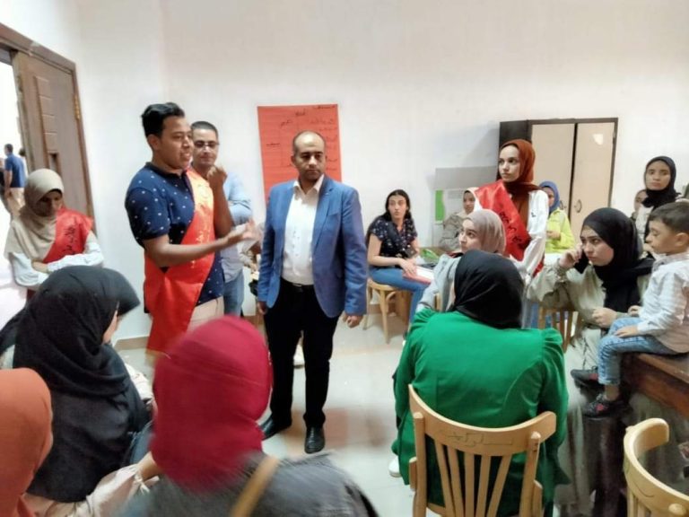 قامت كلية الطب البيطري بإستقبال الطلاب الجدد وذلك طبقاً للجدول الزمنى لاستلام ملفات من تم قبولهم بالكلية ووجدول مواعيد الكشف الطبى، كما تفقد الأستاذ الدكتور/ أسامة حسن أبو شامة عميد الكلية اعمال