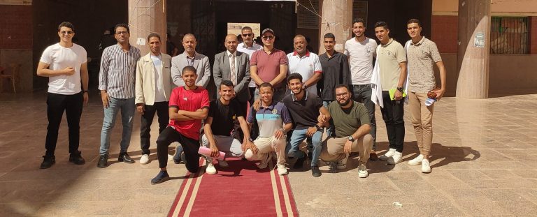 استمرار فعاليات المبادرة الرئاسية “بداية” لطلاب كلية الطب البيطرى بالتزامن مع إحتفالات اكتوبر المجيدة
