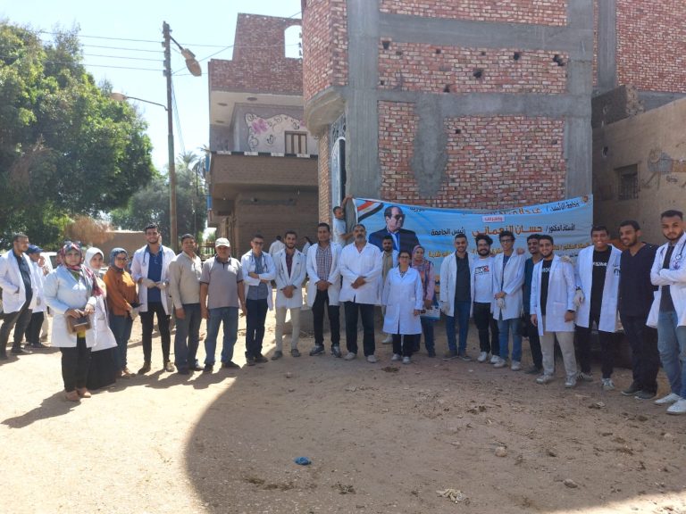 قافلة بيطرية مجانية لجامعة سوهاج بقرية أولاد عزاز ضمن مبادرة “بداية”| صور