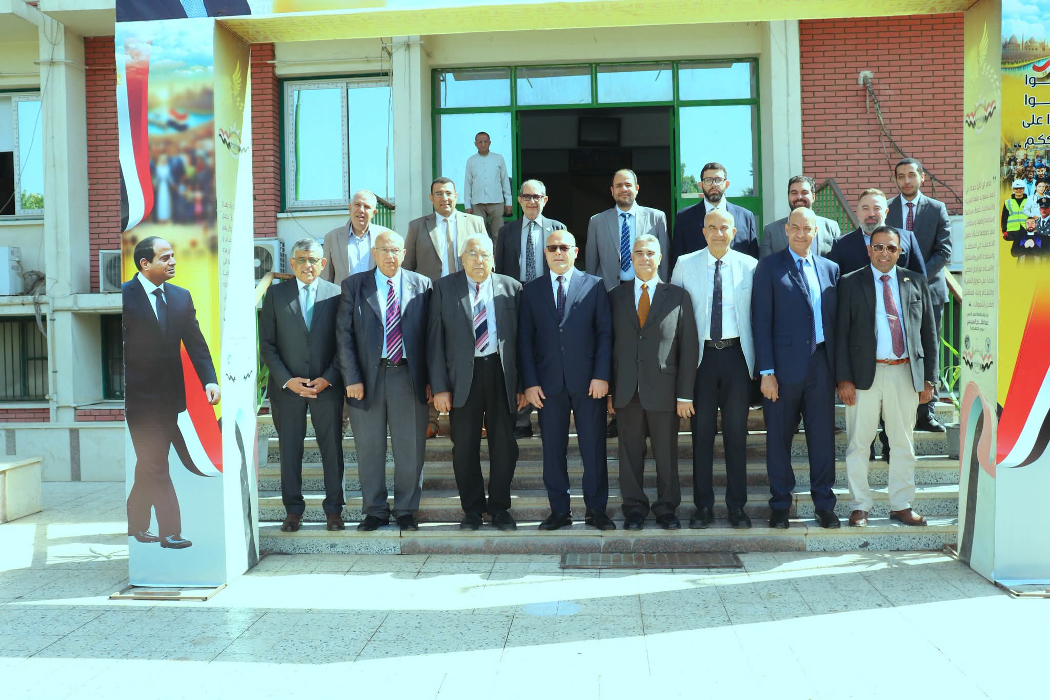 النعماني يفتتح المؤتمر الثاني عشر لقسم جراحة العظام بكليه الطب البشري بجامعة سوهاج بحضور اعضاء الجمعية المصرية لجراحة العظام